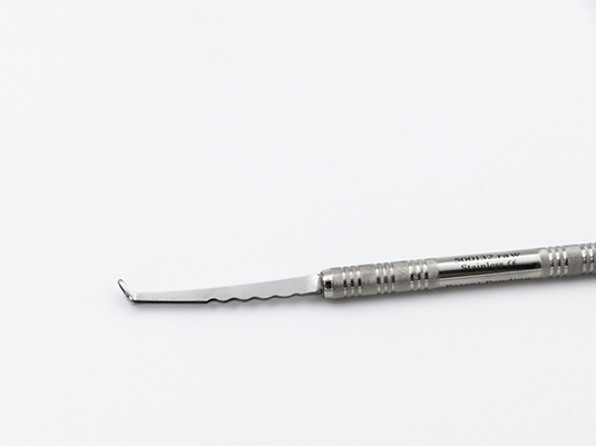 self-adjusting side of the Bioclear Adjustable Push-Pull Instrument
